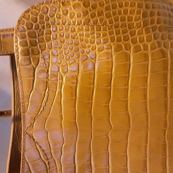 Vince Camuto Leather Tal Croc Embossed Tote Bag - Picture 4 of 10